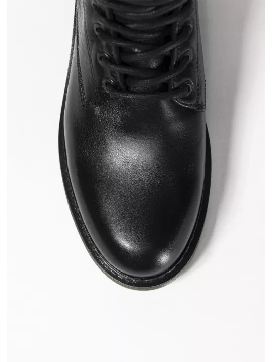 Moto Sixty Boots - John Doe