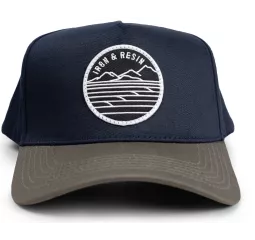 Waveline cap - Iron And Resin