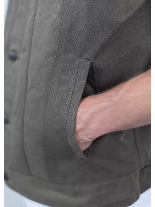 Chaleco Scout - Iron & Resin