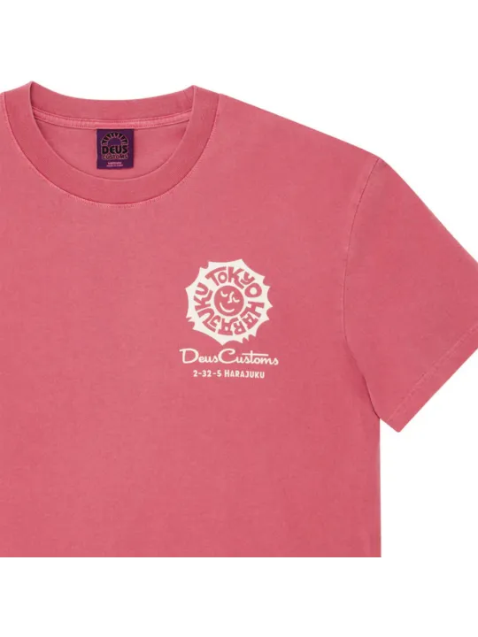 T-Shirt Tokyo Address Tee Melon Red - Deus Ex Machina
