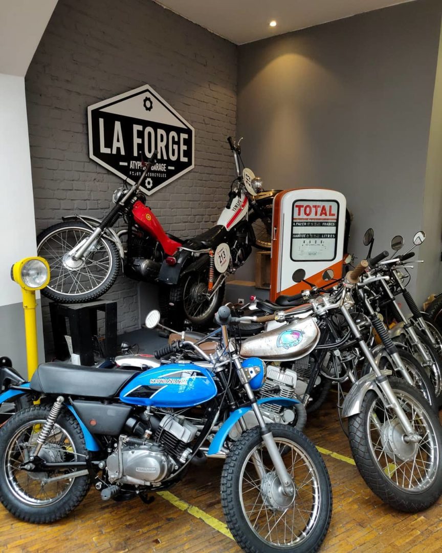 Un garage parisien pour bricoler et garer votre moto, garage moto 